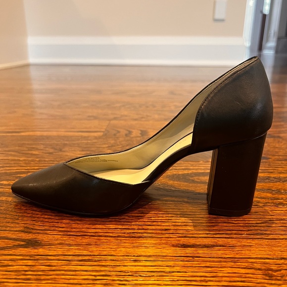 Black Block Heels - Picture 3 of 4